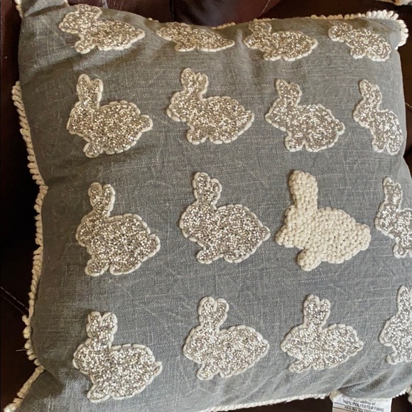 Spring Collection pillow - Picture 7 of 7